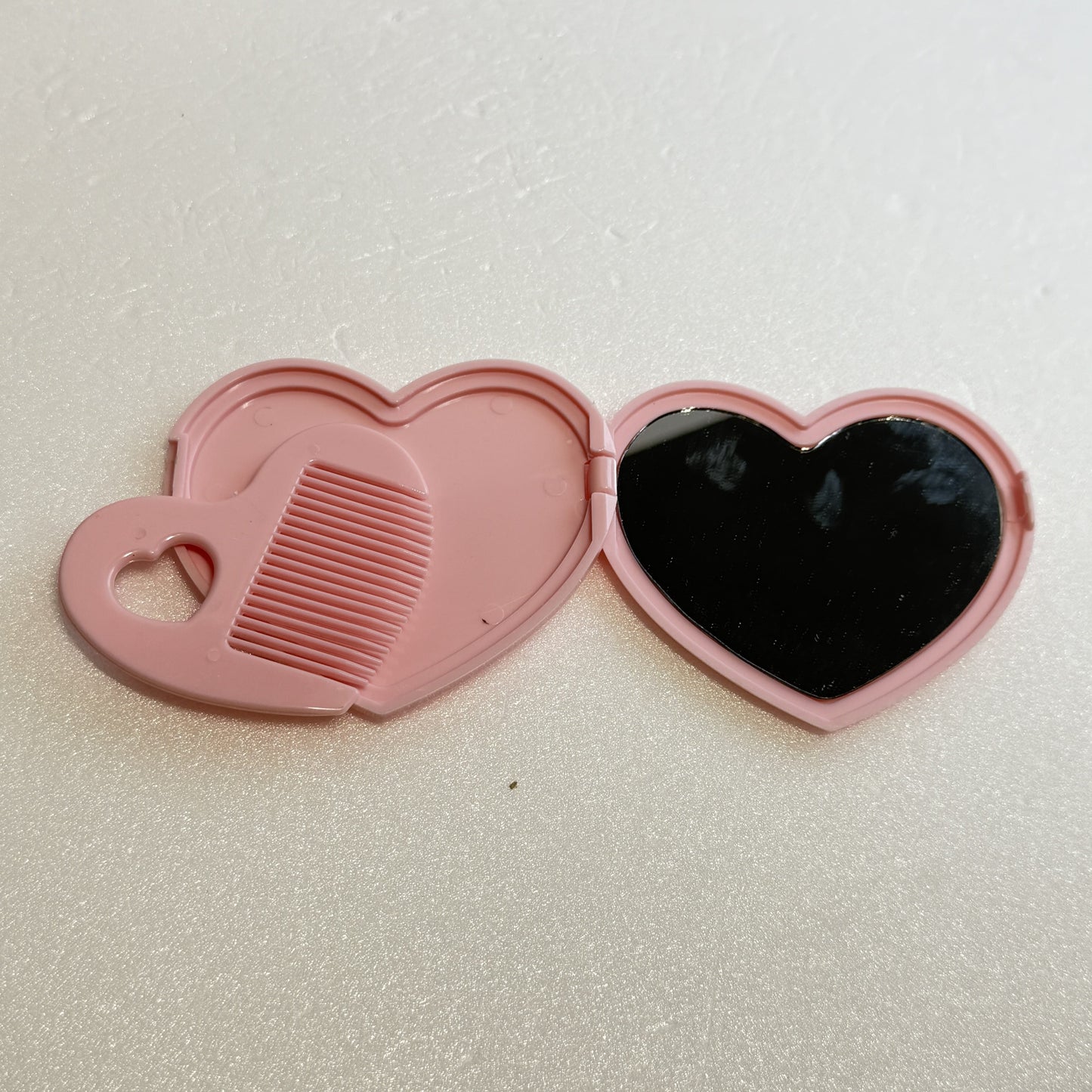 hello kitty 50th anniversary comb and mirror duo