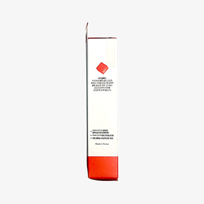 daily facial sunscreen with panthenol and soothing ingredients