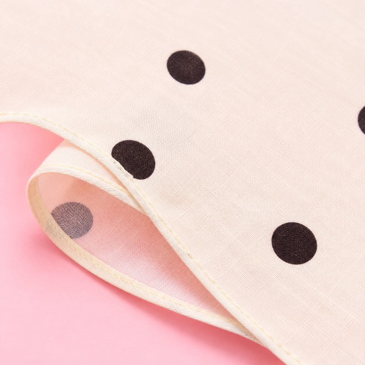 Looking for a cute Korean handkerchief? Four-color cotton hanky curated by HOLYKOLY, sourced from Korea