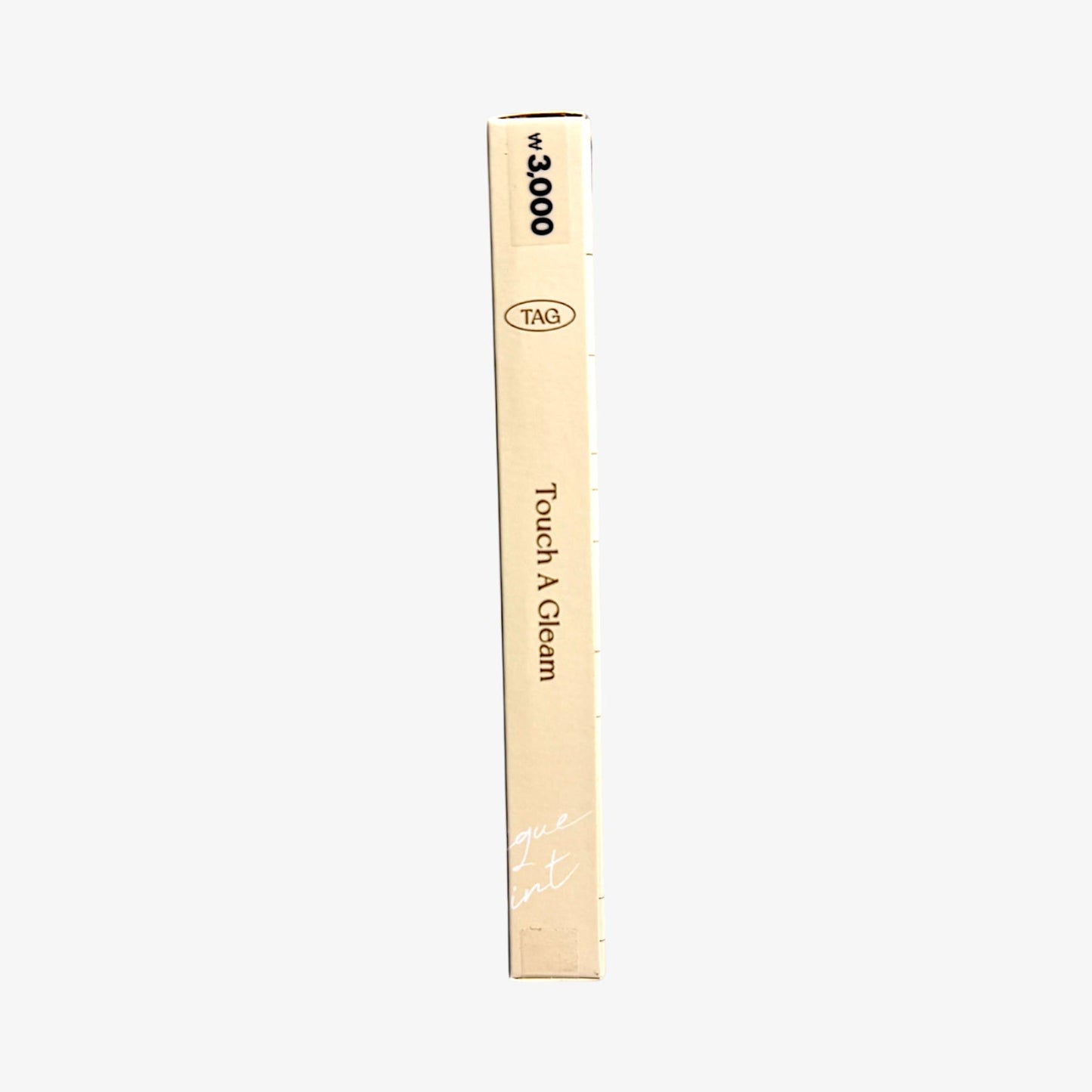 ash brown eyebrow pencil with subtle finish