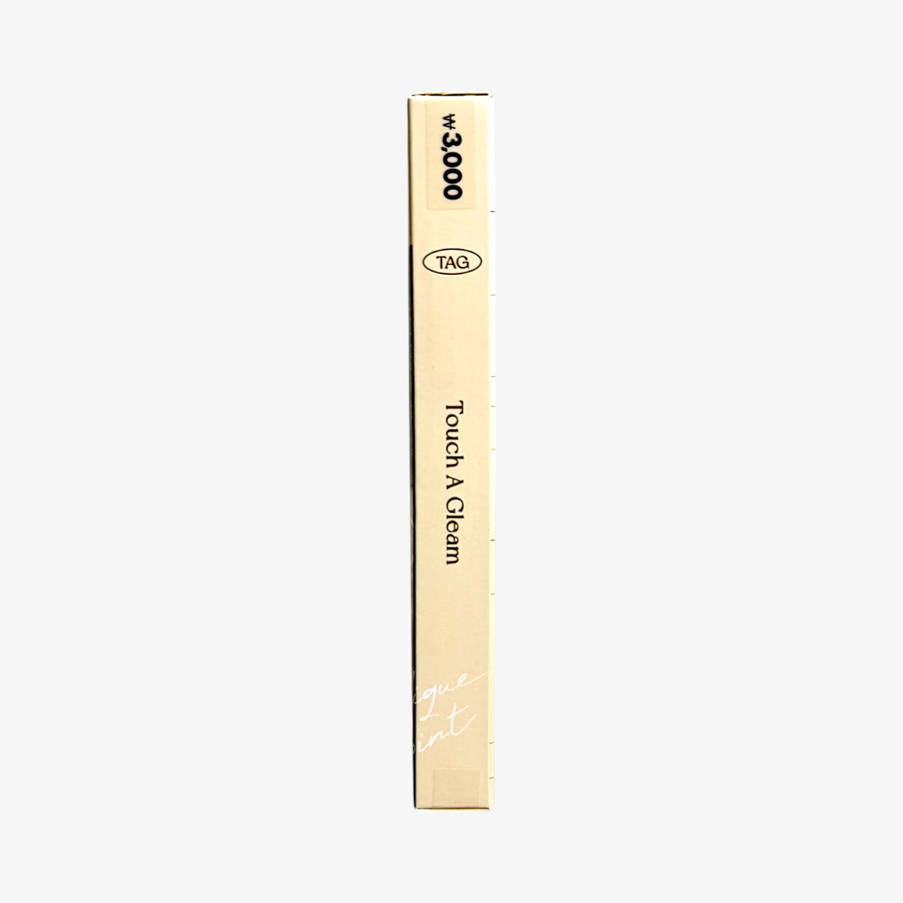 blonde hair eyebrow pencil with fine tip
