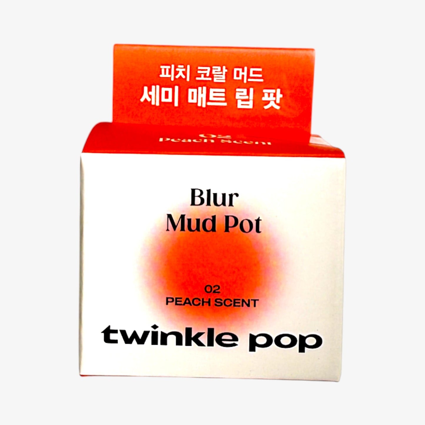 Cream blush for warm skin tone with a smooth matte finish