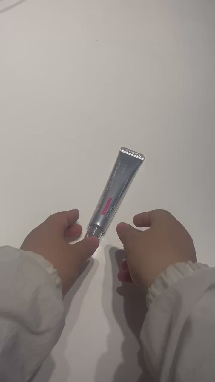 anti-aging serum for sensitive skin with PDRN capsules
