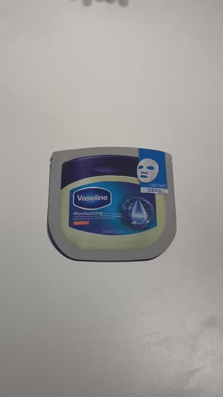 moisturizing face mask with vaseline