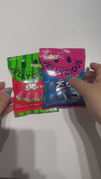 shark shaped jelly with fruity filling